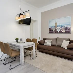 Apartment The Lohmeyerstr Hh, 2 Bed Up To 5 People Berlin