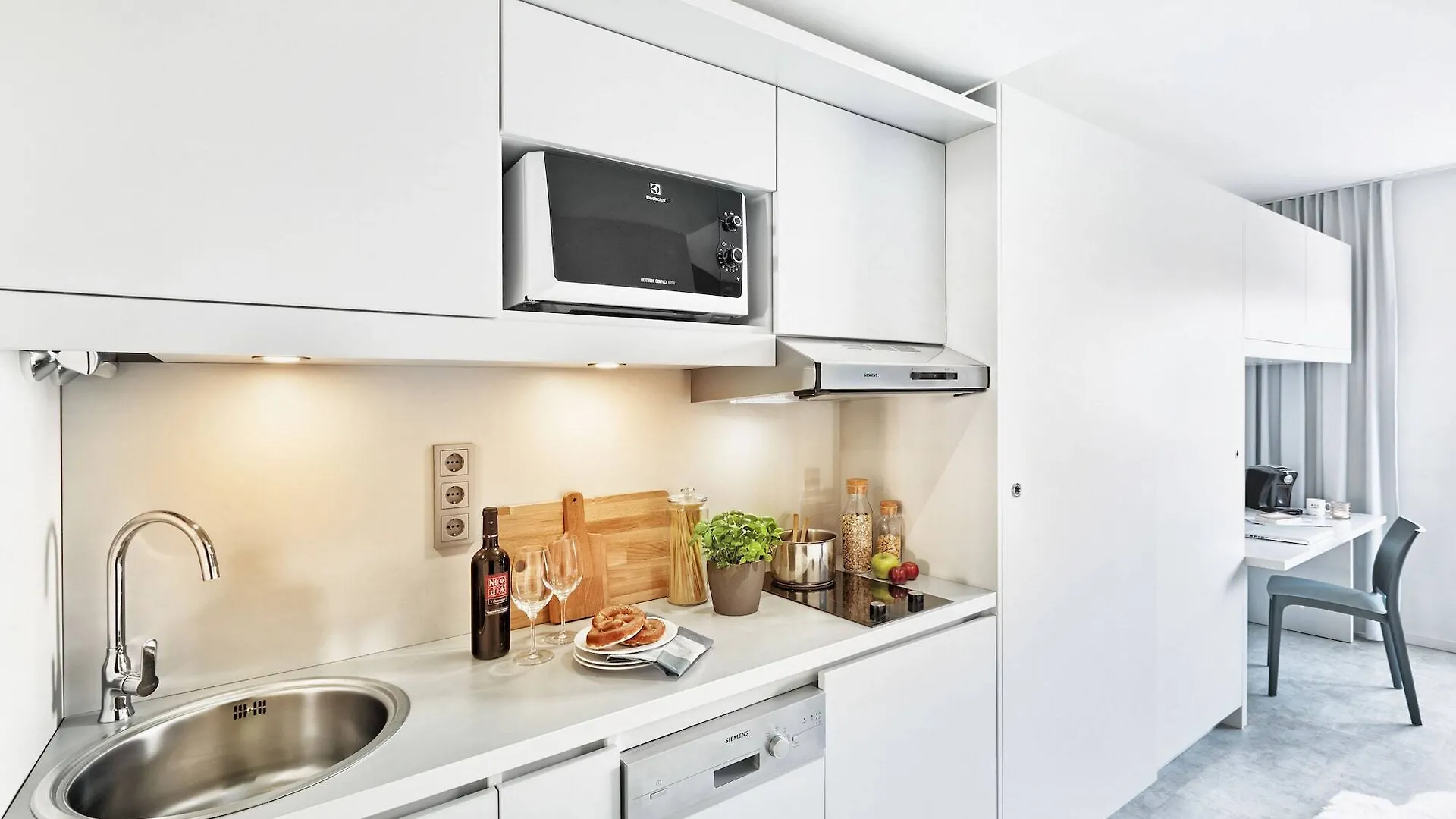 H.Ome Serviced Apartments Muenchen 3*, Munich